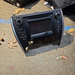 2015 Toyota Camry Original Stereo CD Player 