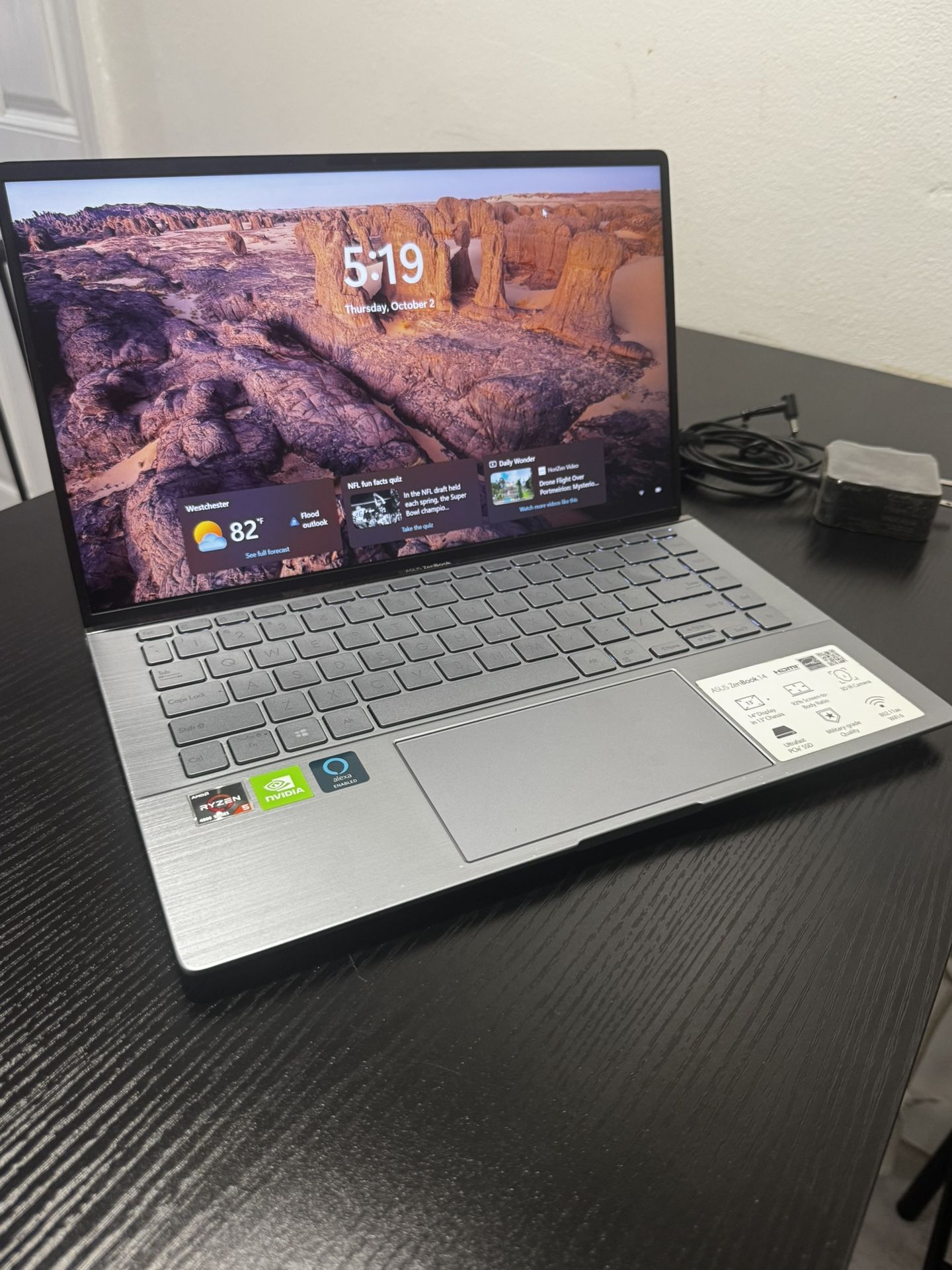 ASUS ZenBook 14 Q407I – AMD Ryzen 5 4500U, 8GB RAM, 256GB SSD, 14” Laptop – Good Condition