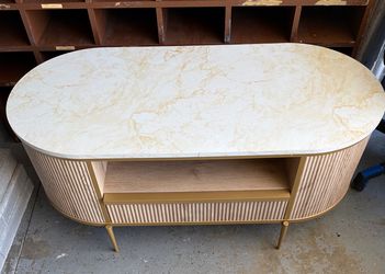 Fluted coffee table