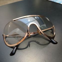 Stylish Gold Aviator Sunglasses