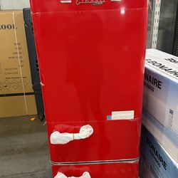 Classic Retro 23.8 in 11.7 cu. ft. Frost Fr ee Retr