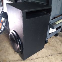 31x18.5×18.5 Custome Ported Box With Fosgate Fifteen Inch  Subwoofer (P3D2-15) Read Below Description 