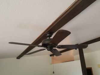 Hampton Breeze Ceiling Fan