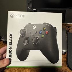 Xbox Wireless Gaming Controller (2025) – Carbon Black