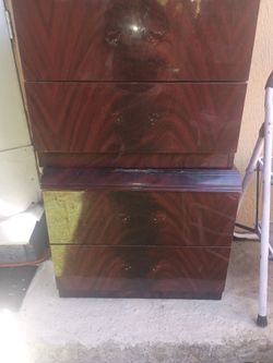 Two night stand dressers