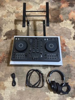 Begginer DJ Combo - Pioneer DJ DDJ-FLX4 Controller - Individual available