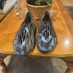 Yeezy Foam Runner 'MX Cinder'  Size 13