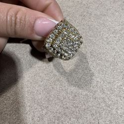 Men’s 10k Diamond Fashion Ring 