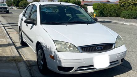 ford focus sedan car 2007