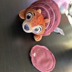 Disney Raya and the Last Dragon Tuk Tuk Shoulder Magnetic Plush