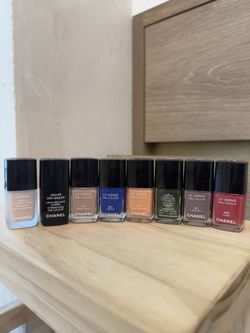 Chanel Le Vernis Nail Polish Collection