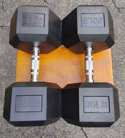 PAIR  OF  90 LB.  RUBBER  HEX  DUMBBELLS