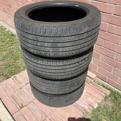 225/50 R17 Tires