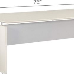 PROFESSIONAL OFFICE DESK W. ARK END & EXTENSION! NEW! 
ESCRITORIO PROFECIONAL CURVEADO C. EXTENCION!