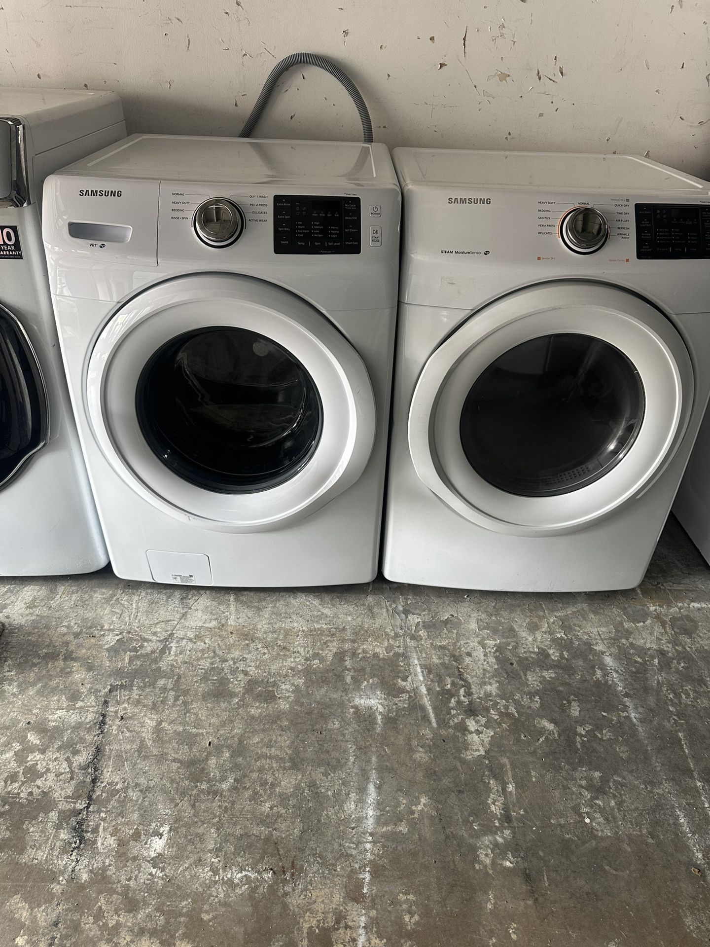 Washer & Dryer Set