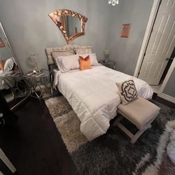 Queen Bedroom Group With Bedding And One Of A Kind Mirror
