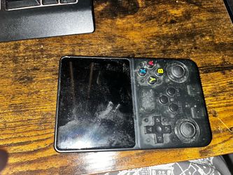 R35 gaming console