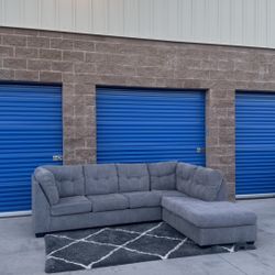 Ashley’s 2 Piece Sectional Couch With Chaise 