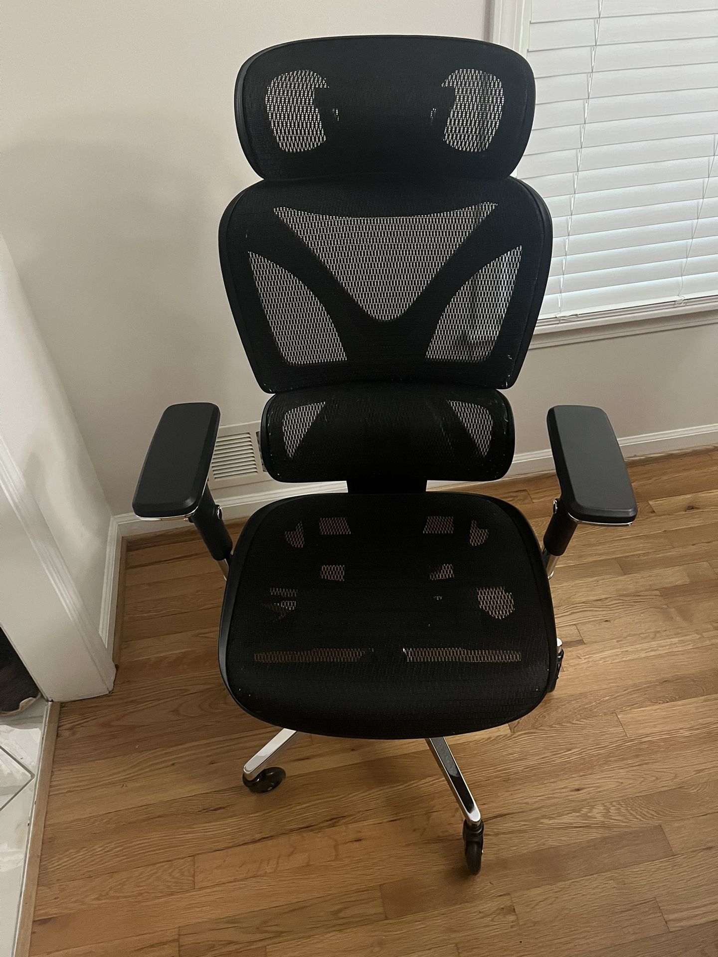 Ergonomic Office Chair