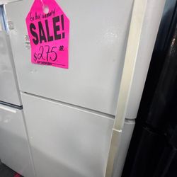 Kenmore Top Freezer Fridge Working Perfectly With Warranty, Delivery Available 