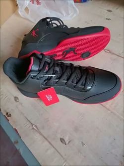  
Jordan basketball shoes
