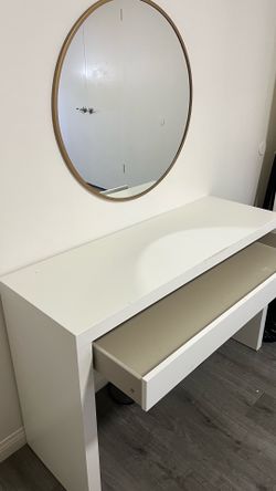 Vanity