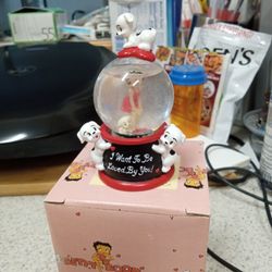 Betty Boop Water Globe