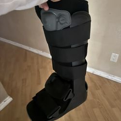 Air Walking Boot Cast Size Small 