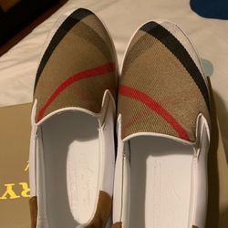 Burberry men's new shoes