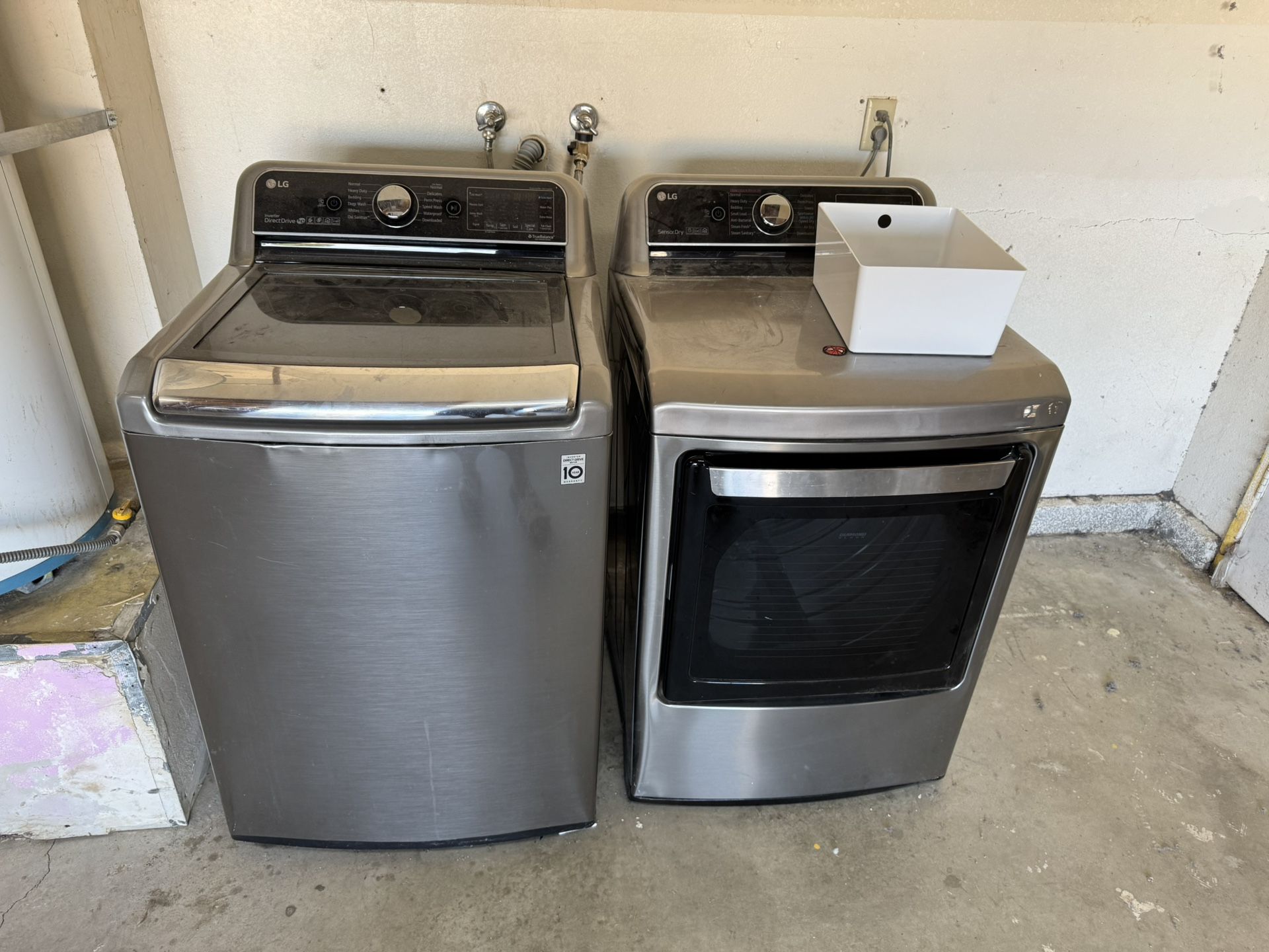 Samsung Washer And DryerMove Out Sale for Sale in Willow Springs, CA