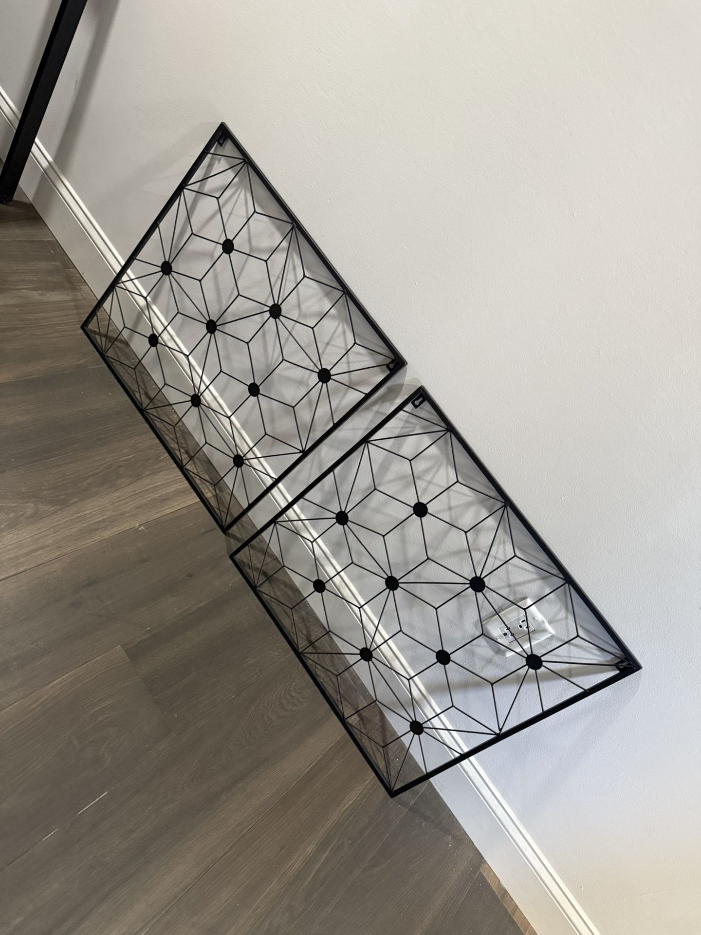 Metal Modern Wall Art 2 Pieces 24”x24” Each Decor Decoration