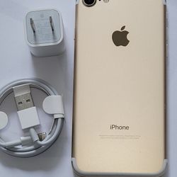 iPhone 7, 128GB, unlocked, works any company sim card any country internationally 