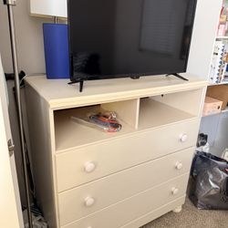 White Dresser