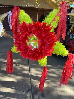 Pinata grinch
