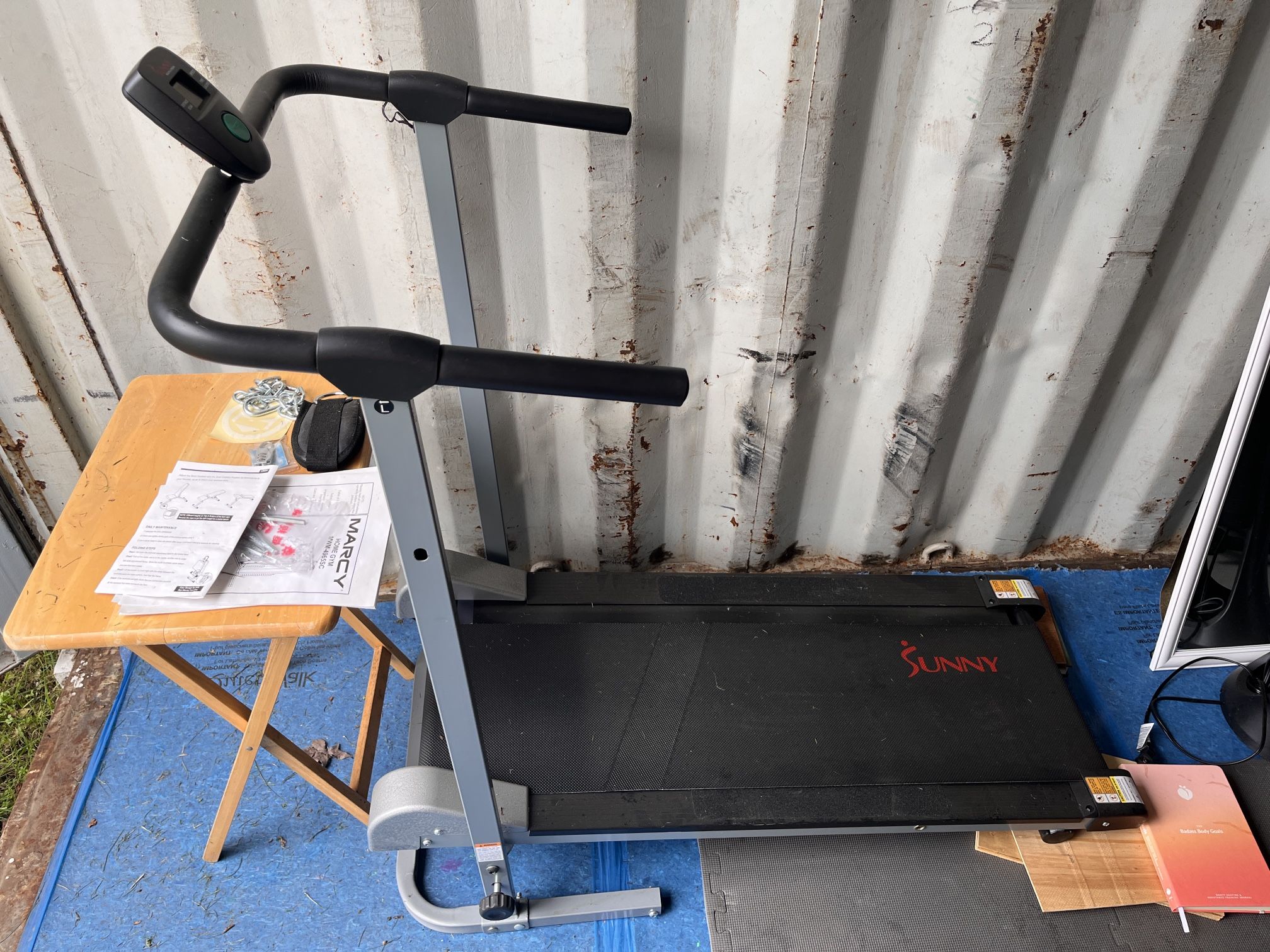 Sunny Foldable Manual Treadmill 