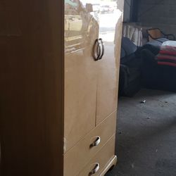 Wardrobe Dresser 