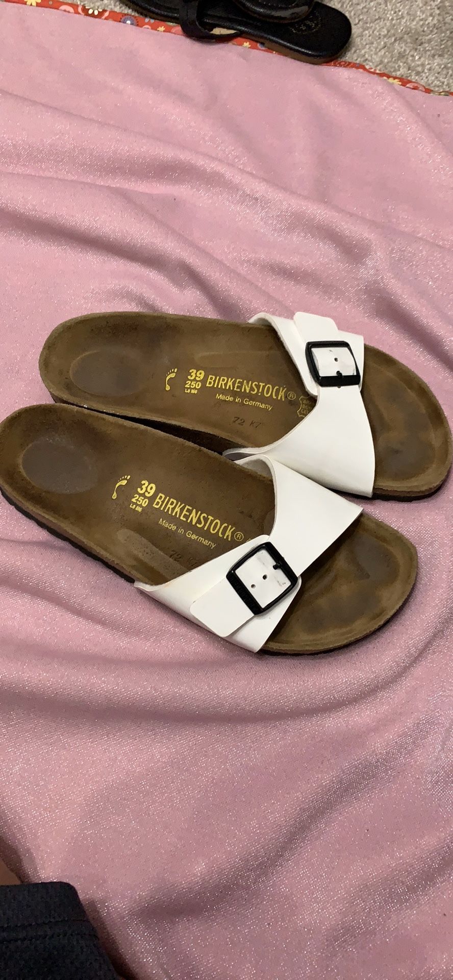 Birkenstock sandals size 39”