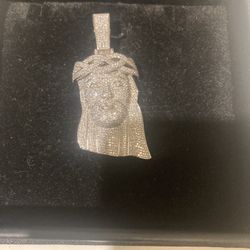 Vs Diamond Jesus Piece