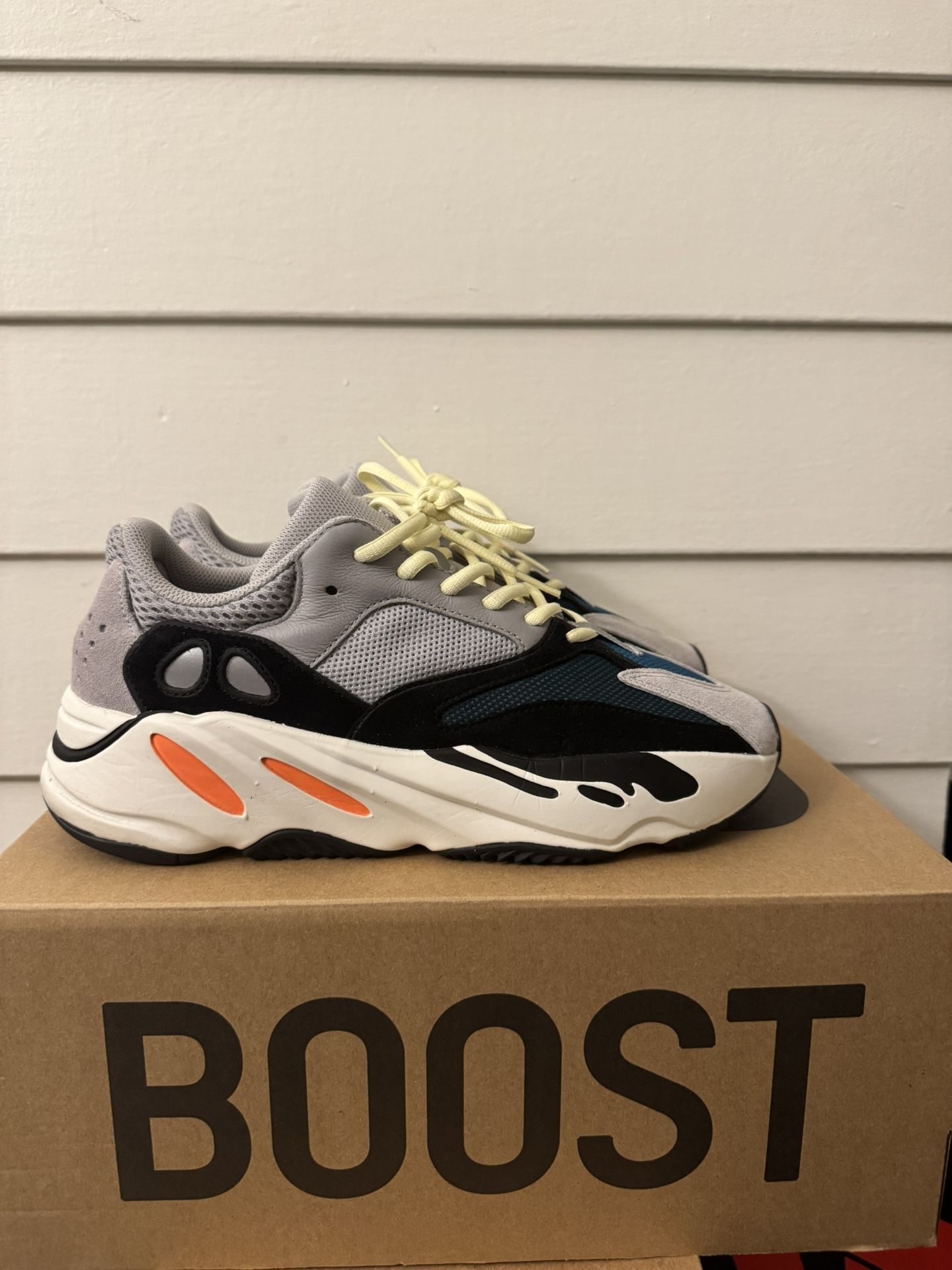 Adidas Yeezy Boost 700 Wave Runner Size 8.5