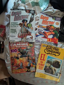 Vintage gaming magazines
