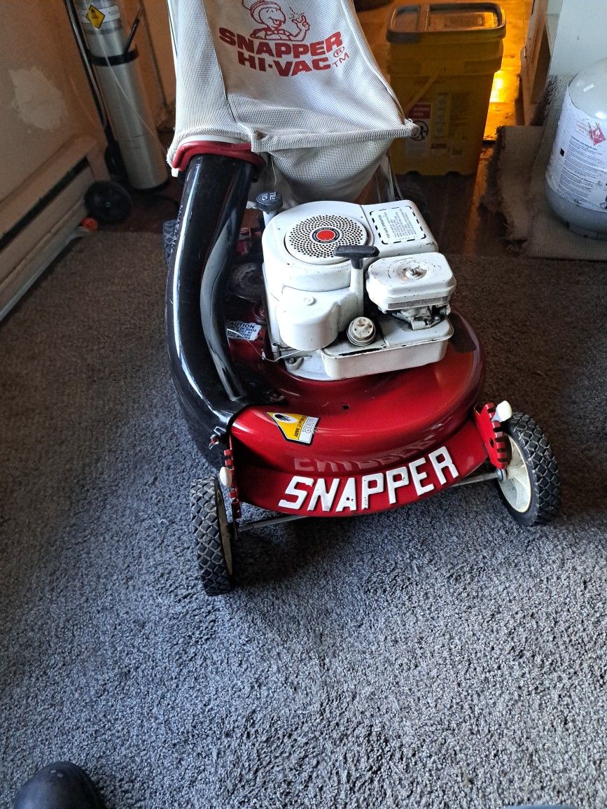 Snapper Self Propeled And It Has A Red Shiney Paint