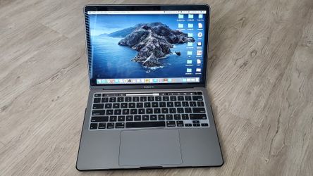 2020 MacBook Pro 13 inch, i7 10th, 16gb, 512gb