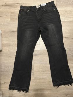 Gallery Debt Jeans