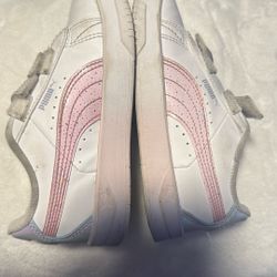 Girls Pumas Size 12