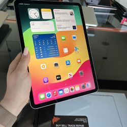 Apple 11” iPad Pro M2 Chip 4th gen 128GB WiFi 90 day warranty! We offer financing!