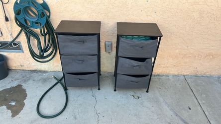 Dos. Mueblecitos para guardar su ropa interior, calcetines o camisas, para lo que guste pequeños los 2 × 30