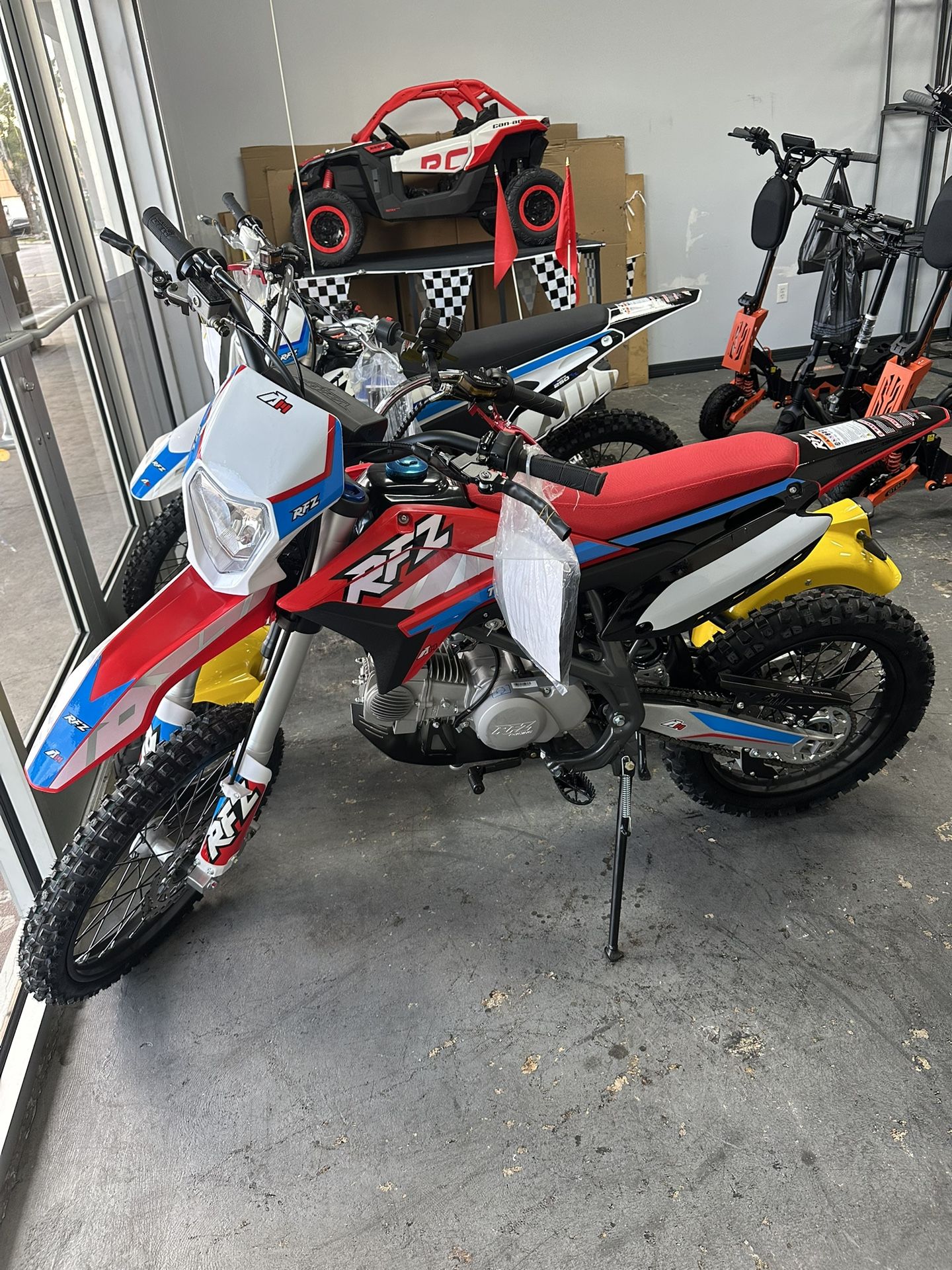 RFZ 150CC Dirt Bike! Finance For $150 Down Payment!!