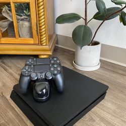 PlayStation 4 Slim