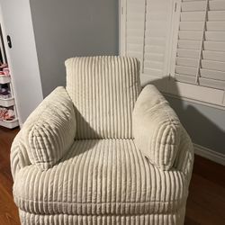 Off White Ashleys Furniture Recliner Chair!!