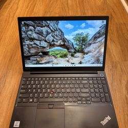 Lenovo ThinkPad E15 core i5 10th gen 16GB Ram 256GB SSD Windows 11 Home 15.6” UHD Screen Laptop with charger in Excellent Working condition!!!!!  Spec